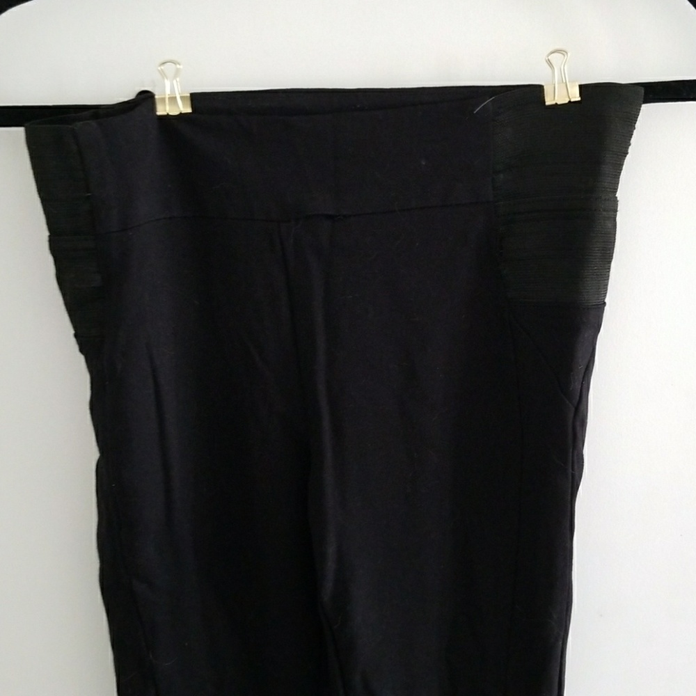 Black elastic high fashion leggings