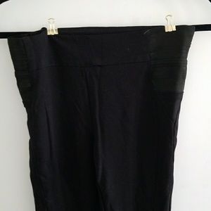 Black elastic high fashion leggings