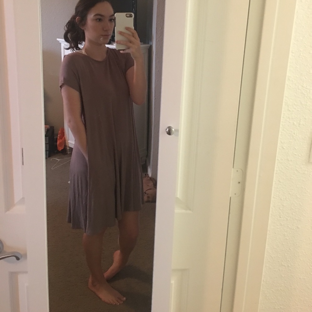 Bella rose pocket dress