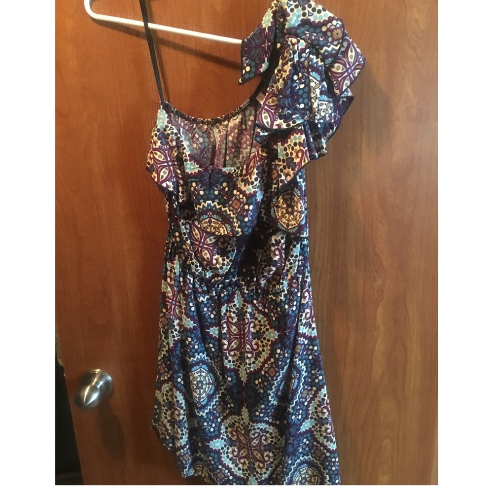 Xhilaration off the shoulder dress. Size L.