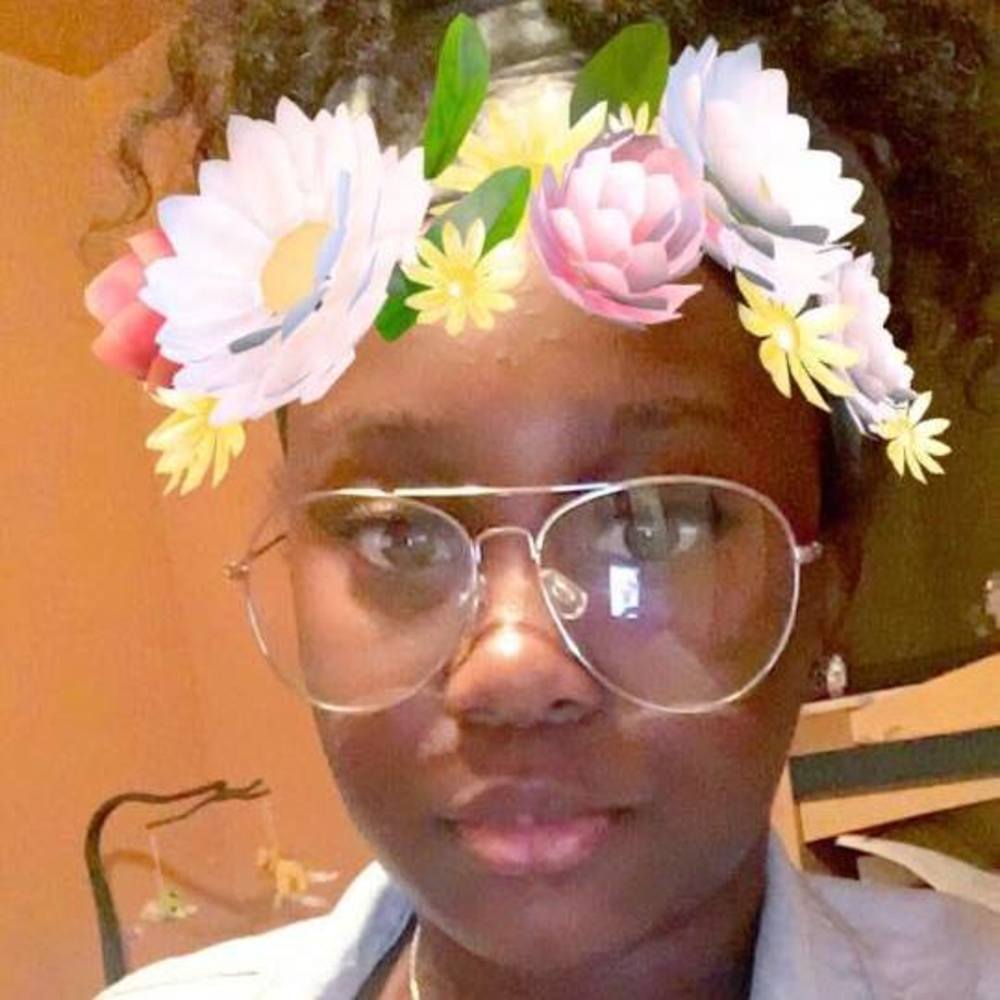 Meet your Posher, Ari
