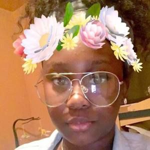 Meet your Posher, Ari