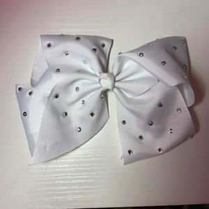 Jojo bow white with silver diamonds