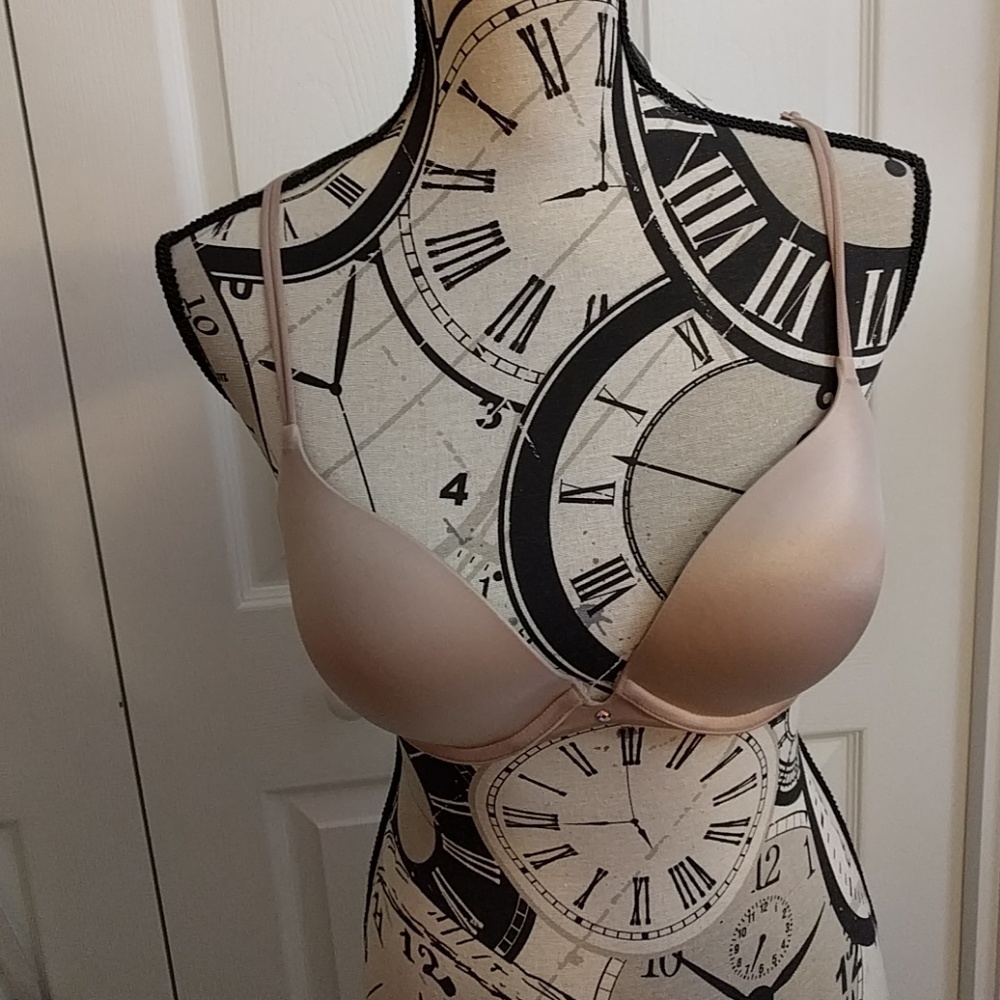 Victoria's Secret Very Sexy Push Up