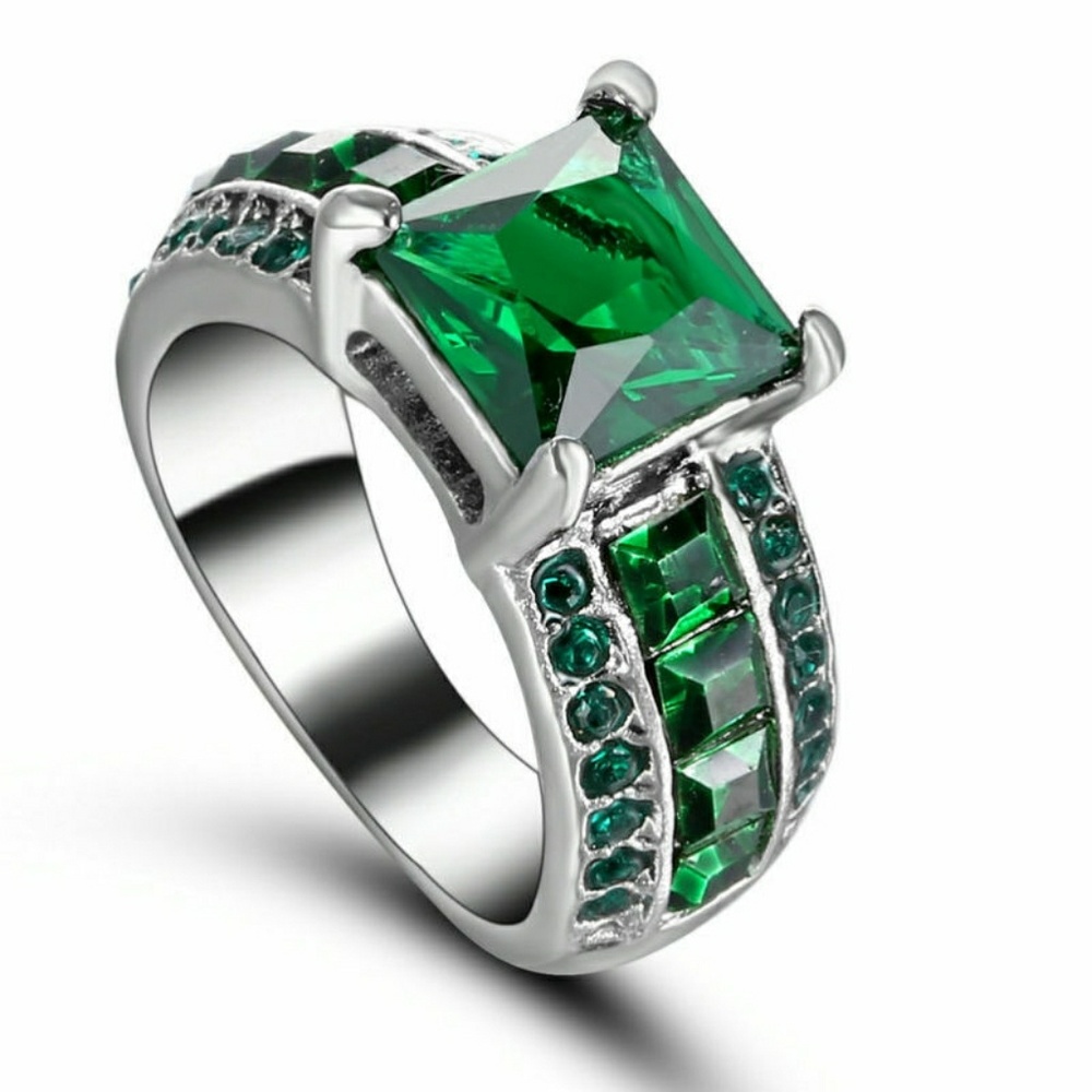 10K White Gold Filled Noble Emerald