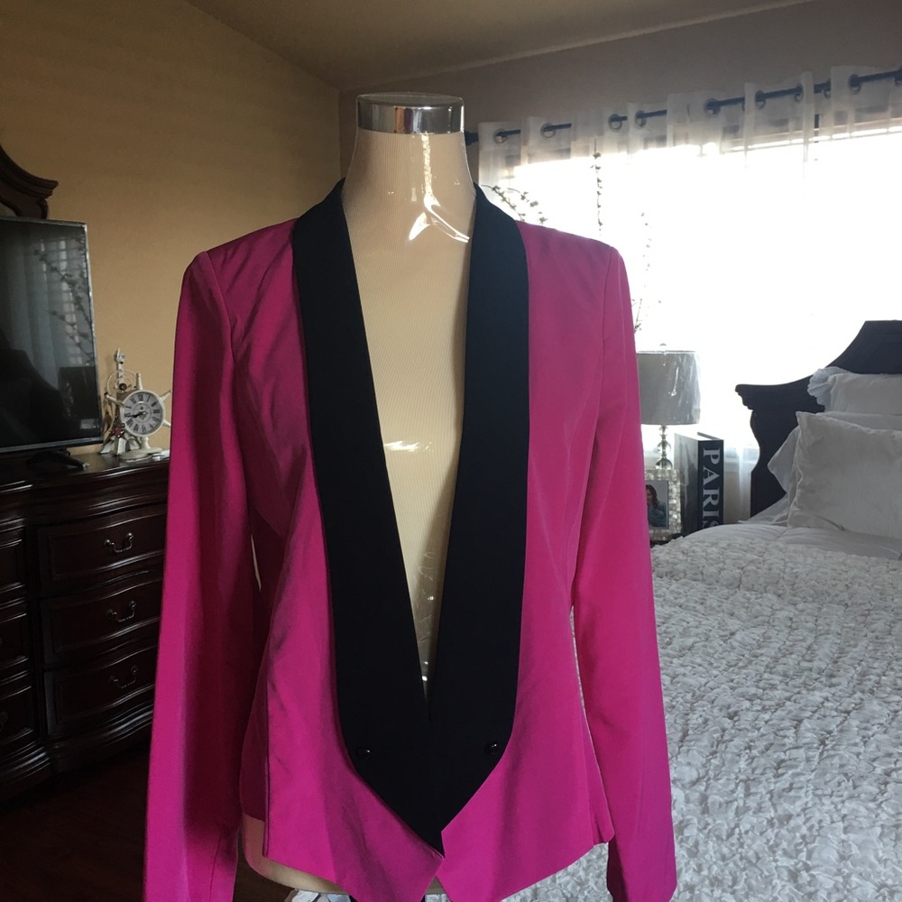 ❌S O L D ❌ Kardashian Crepe Blazer