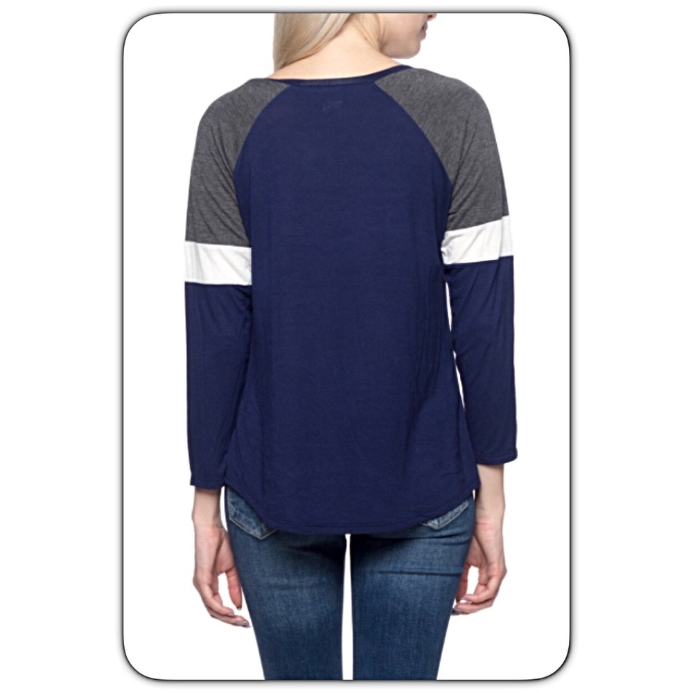 Wake Me for the Weekend Graphic Raglan Tee Small - Picture 4 of 4