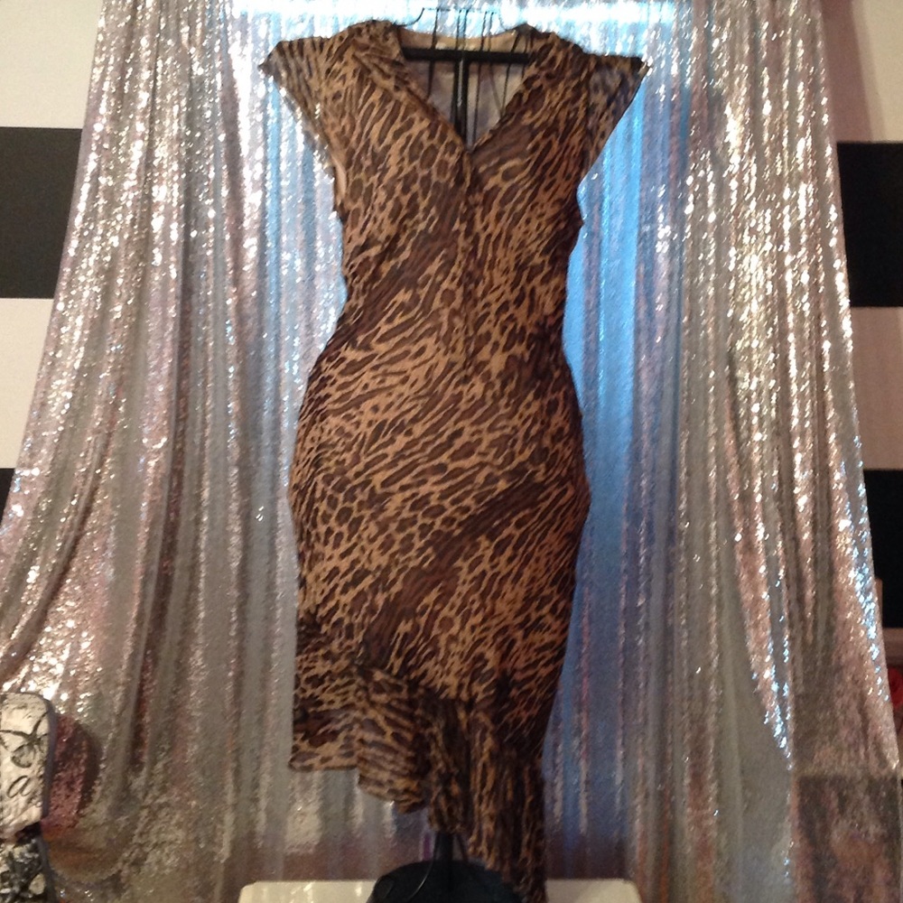 Women's large brown cheetah Print dress