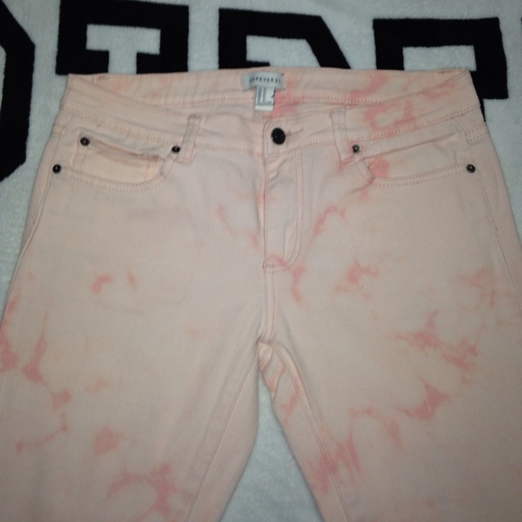 Forever 21 Jeans💕 - Picture 3 of 5