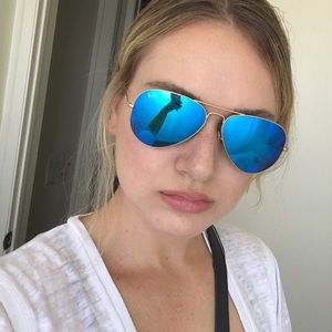 Blue RayBan aviators