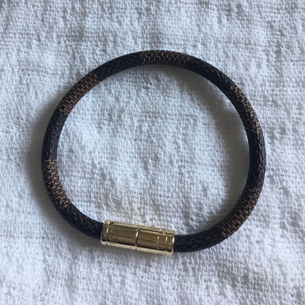 Louis Vuitton Keep It Bracelet