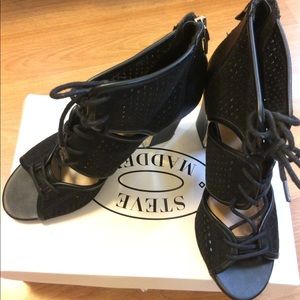 Black suede peep toe lace up sandal/bootie 8.5