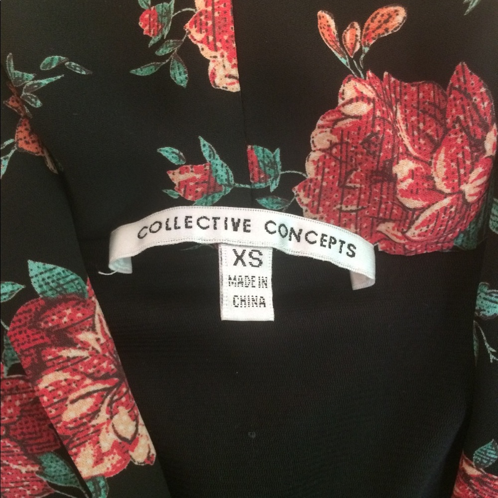 Collective concepts tie back dress w pockets