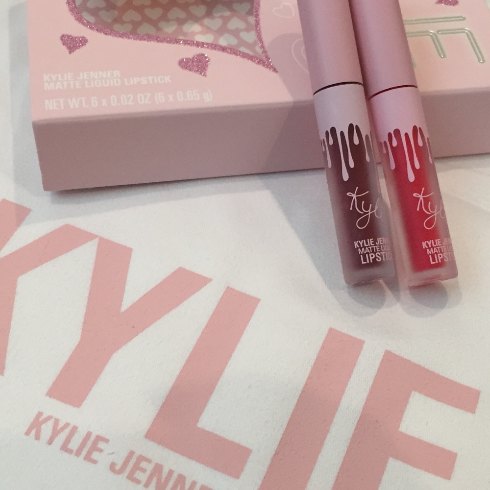 🚫Donated🚫 Kylie Birthday Minis (2) Matte