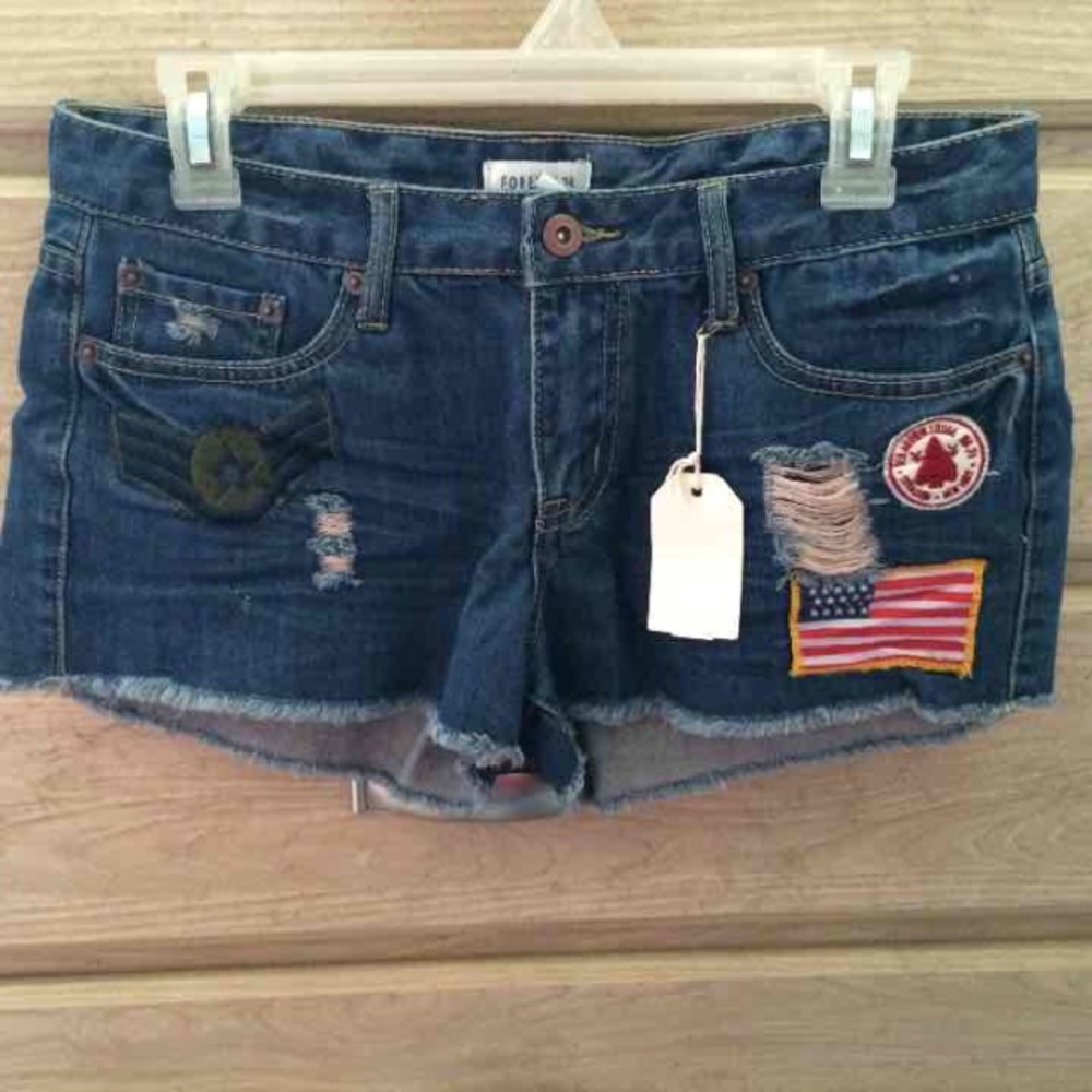 Forever 21 distressed denim shorts