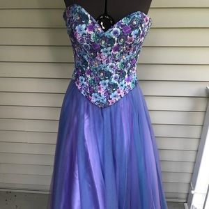 Tony Bowls formal 2 piece dress with corset