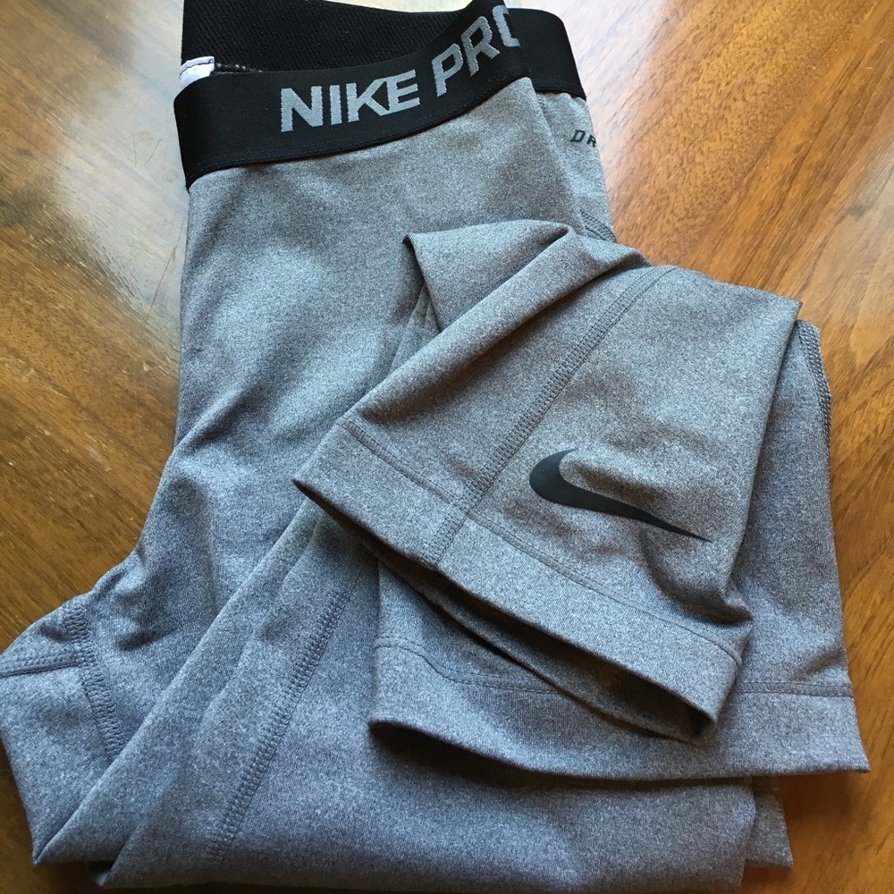 Nike DriFit Capri Leggings