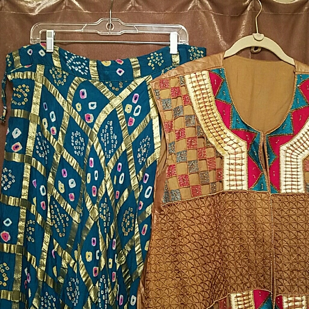 Vintage Embroidered Long Skirt Vest India Holiday