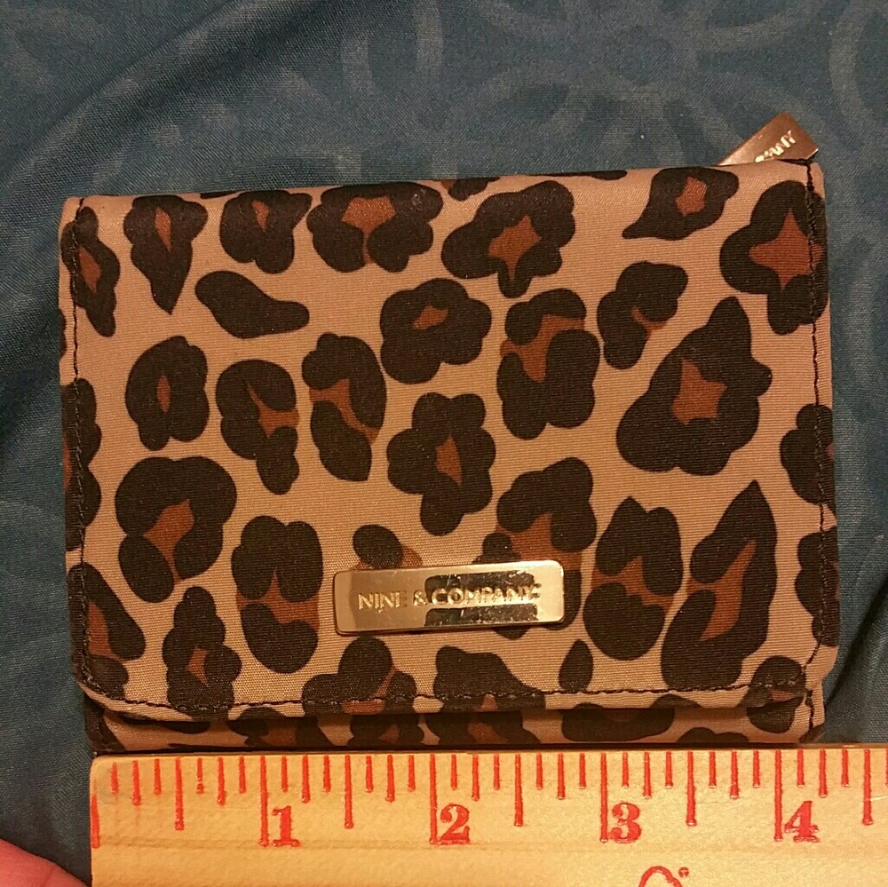 Nine & Co leopard wallet