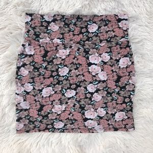 FLORAL MINI SKIRT