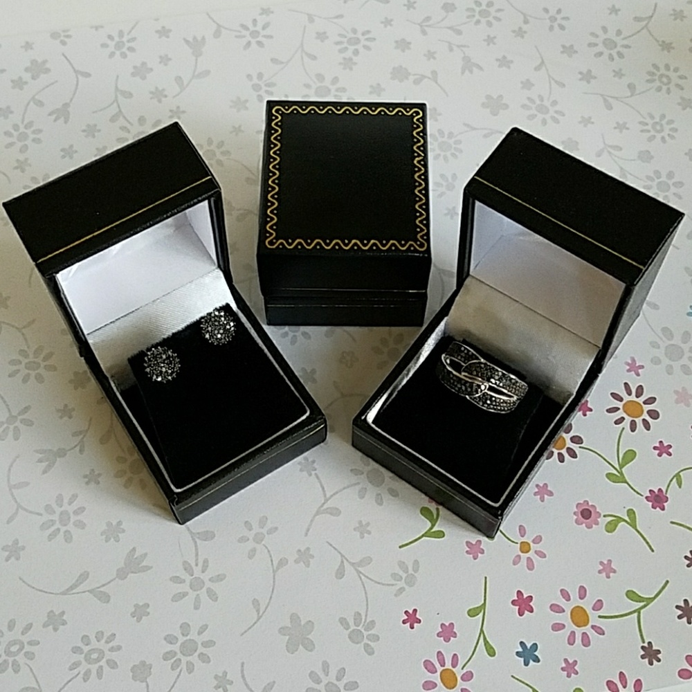 Auth. Black Diamond Ring & Earrings Bundle 💍