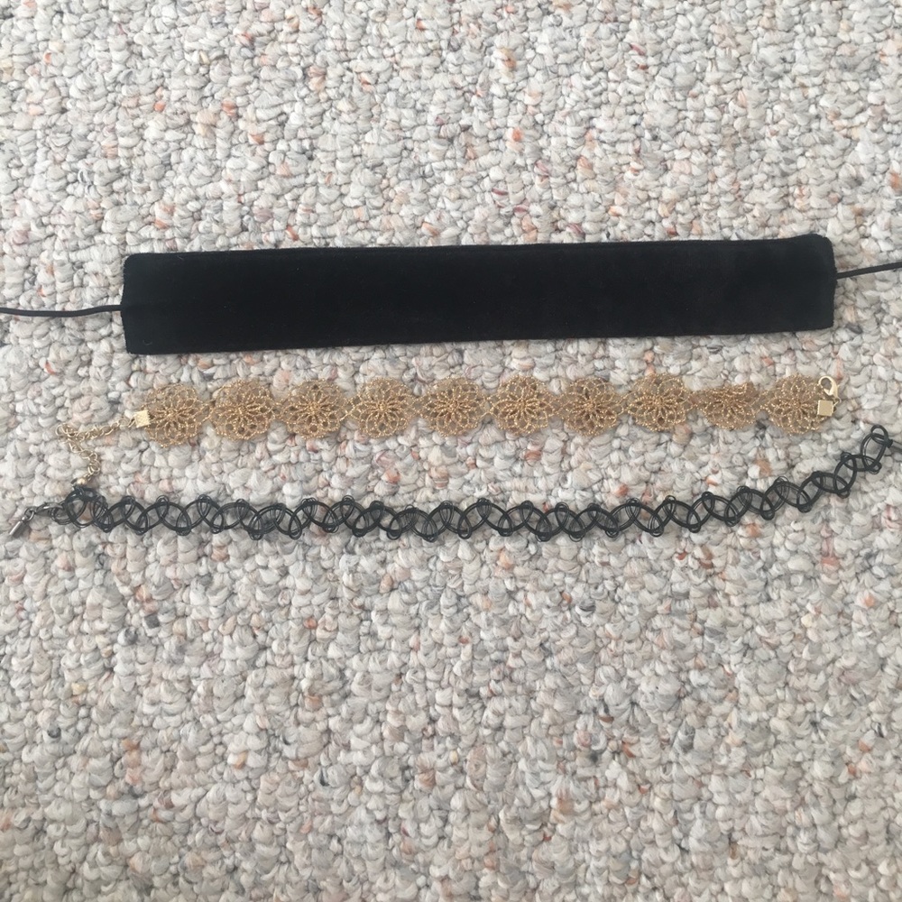 Set of 3 chokers