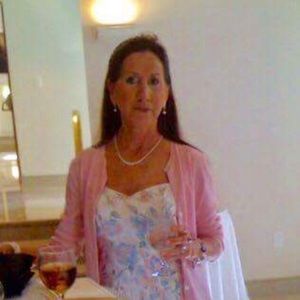 Meet your Posher, Debbie