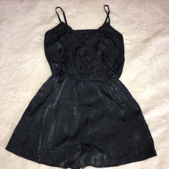 Kendall & Kylie Dresses & Skirts - Kendall & Kylie Romper (Black)