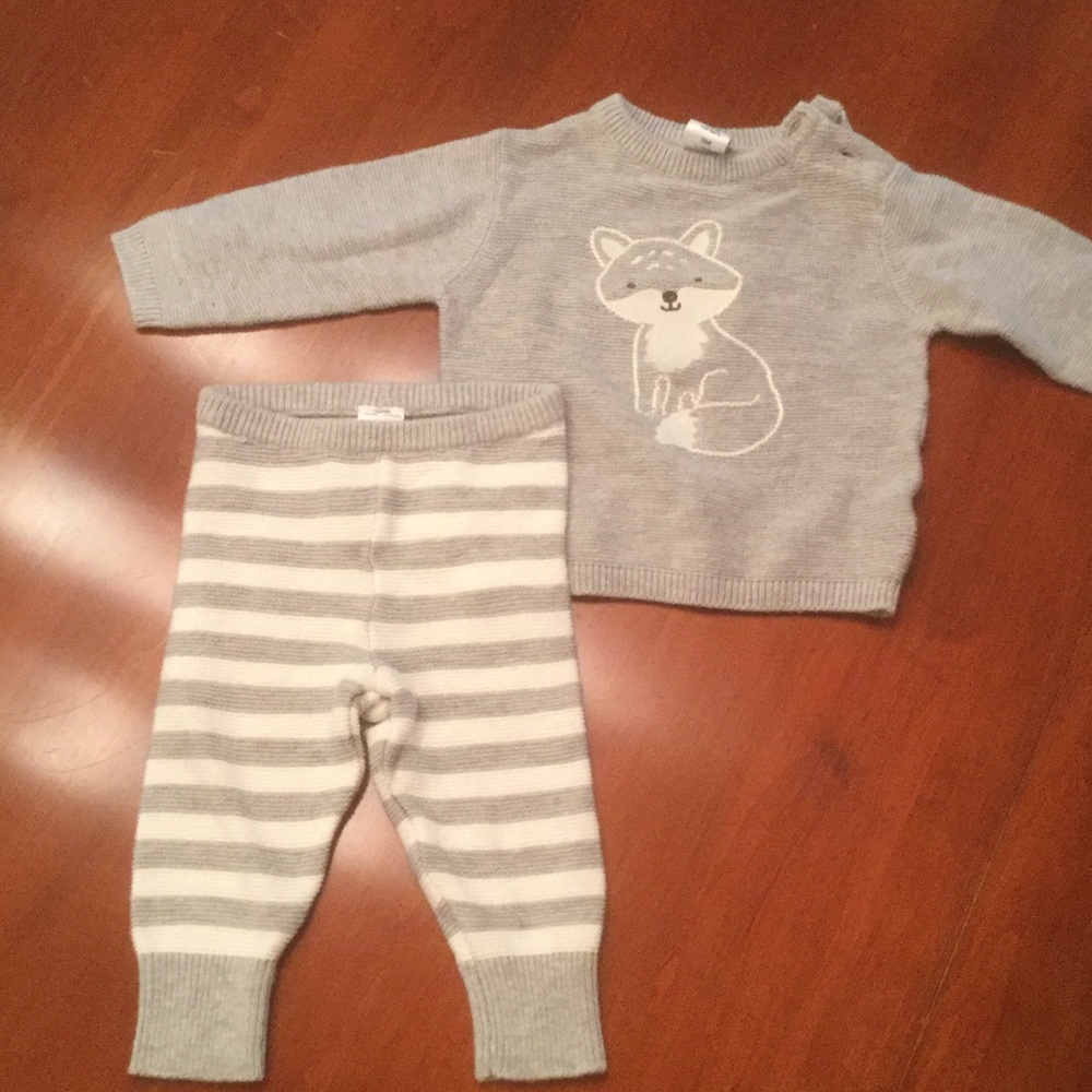 Carters Sweater Set - Picture 1 of 4