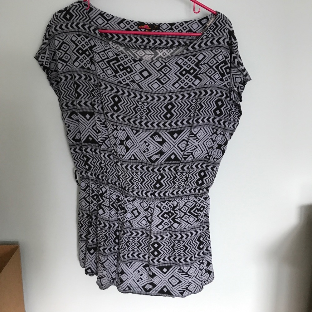 F21 flowy top