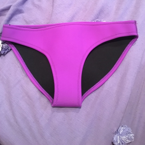 bathing suit bottom - Picture 1 of 1