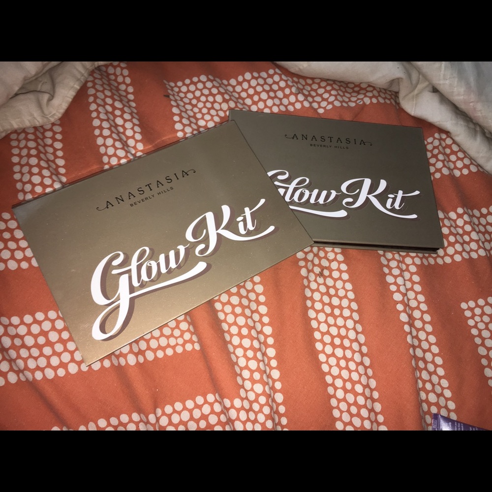 Anastasia Beverly Hills Ultimate Glow Kit