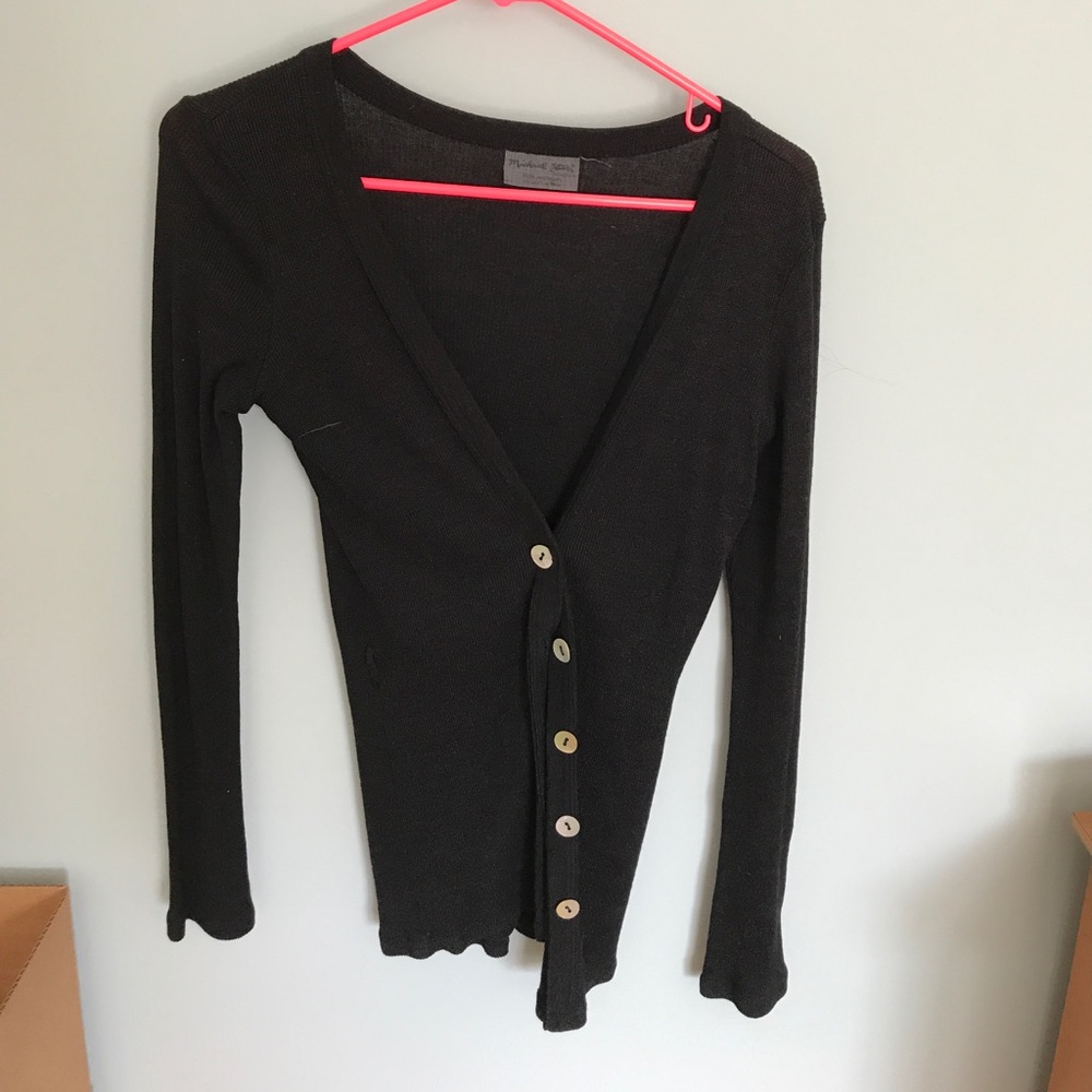 Black basic cardigan