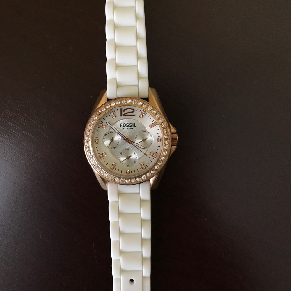 White/Rose Gold Fossil Watch!