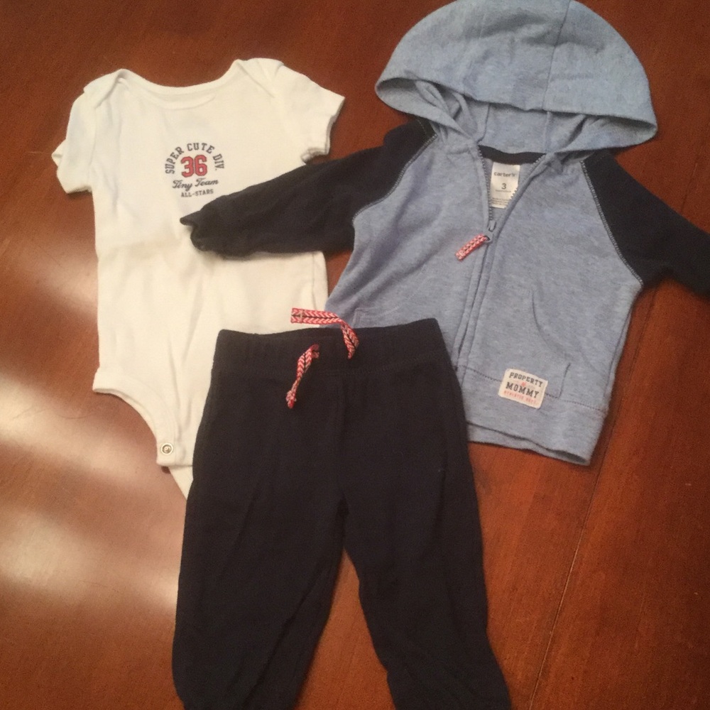 Carters Set - Picture 1 of 4