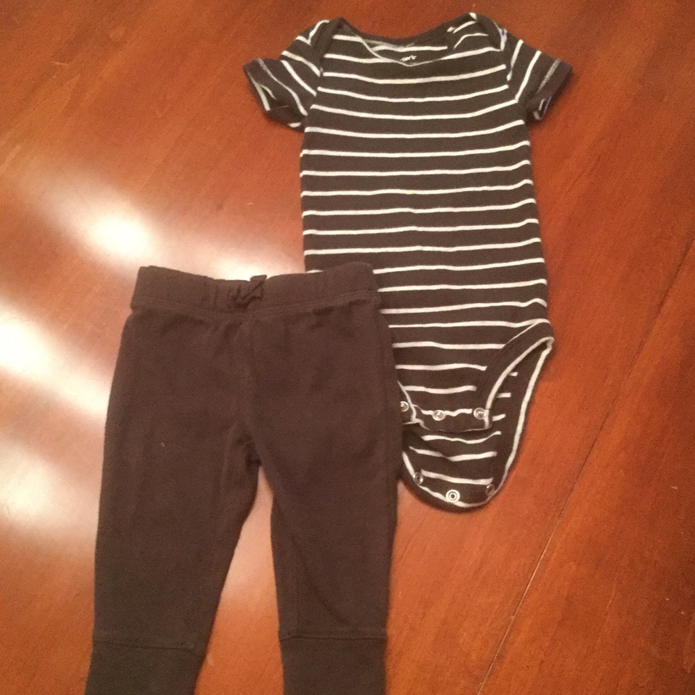 Carters Set