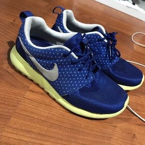 Blue/yellow roshe run
