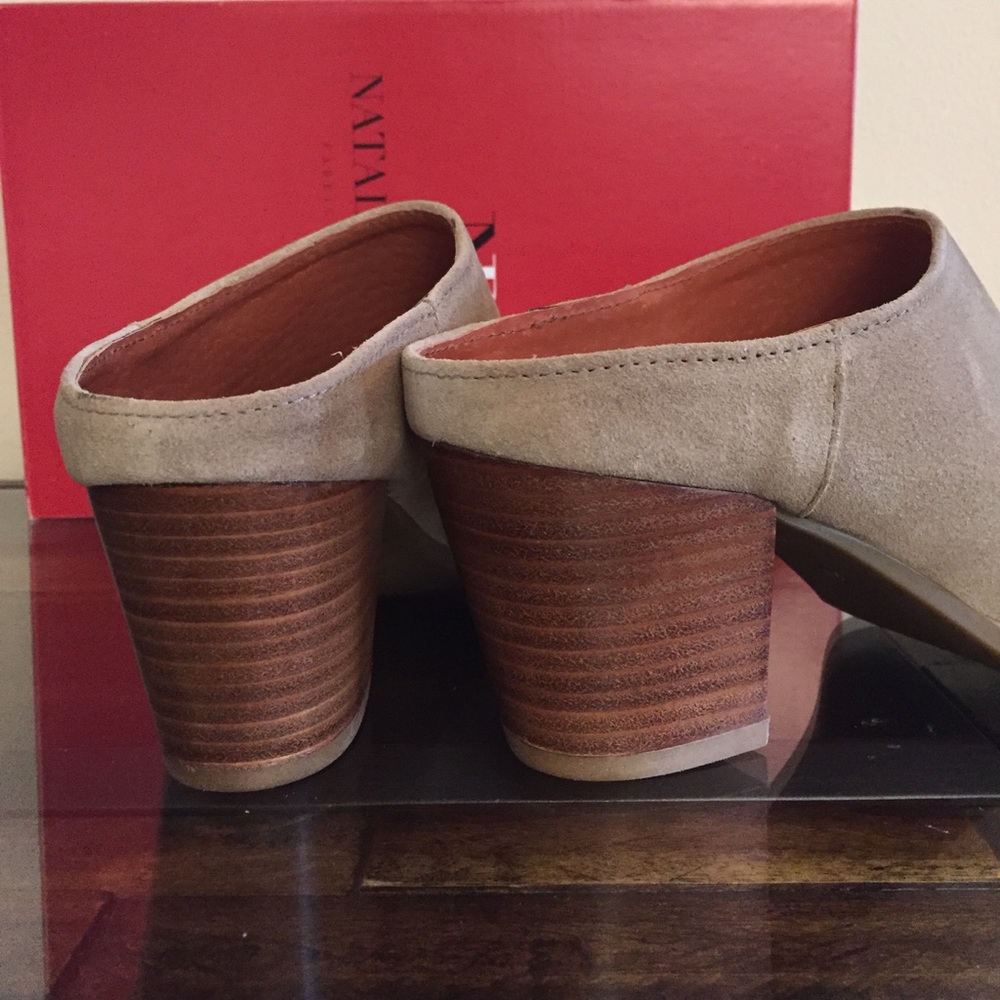 Natalia Blanco taupe suede stacked heel mule - Picture 3 of 5