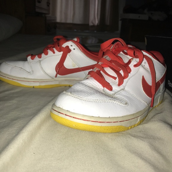 Nike shoes sz 8.5 - Picture 2 of 2