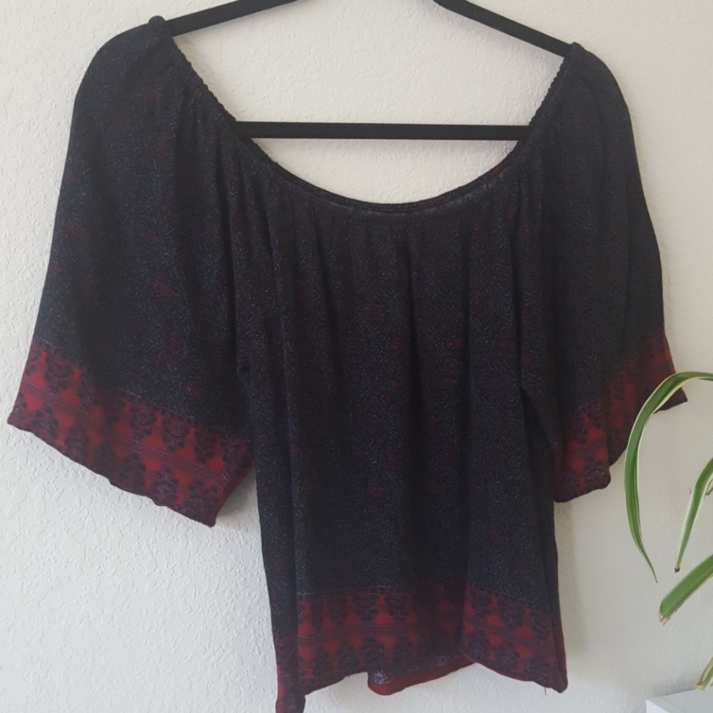 Forever 21 off the shoulder magenta and charcoal