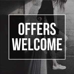 ✨Make an offer! Everything is negotiable.✨