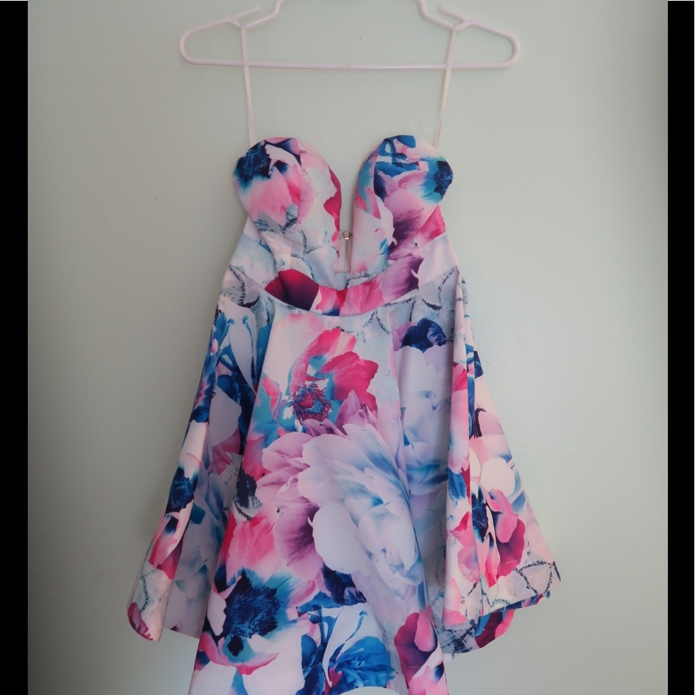 Sweetheart flare cocktail floral dress