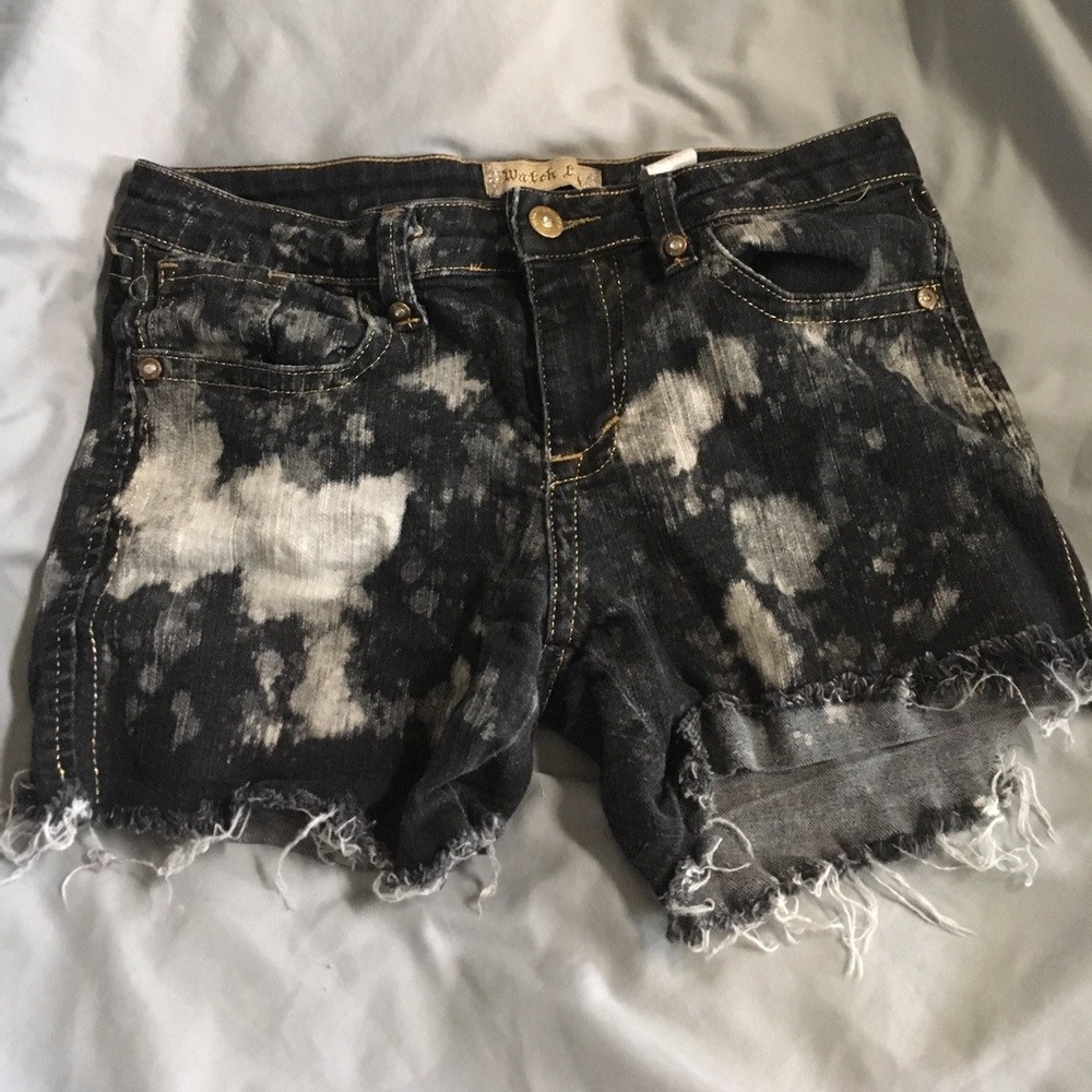 Acid washed shorts