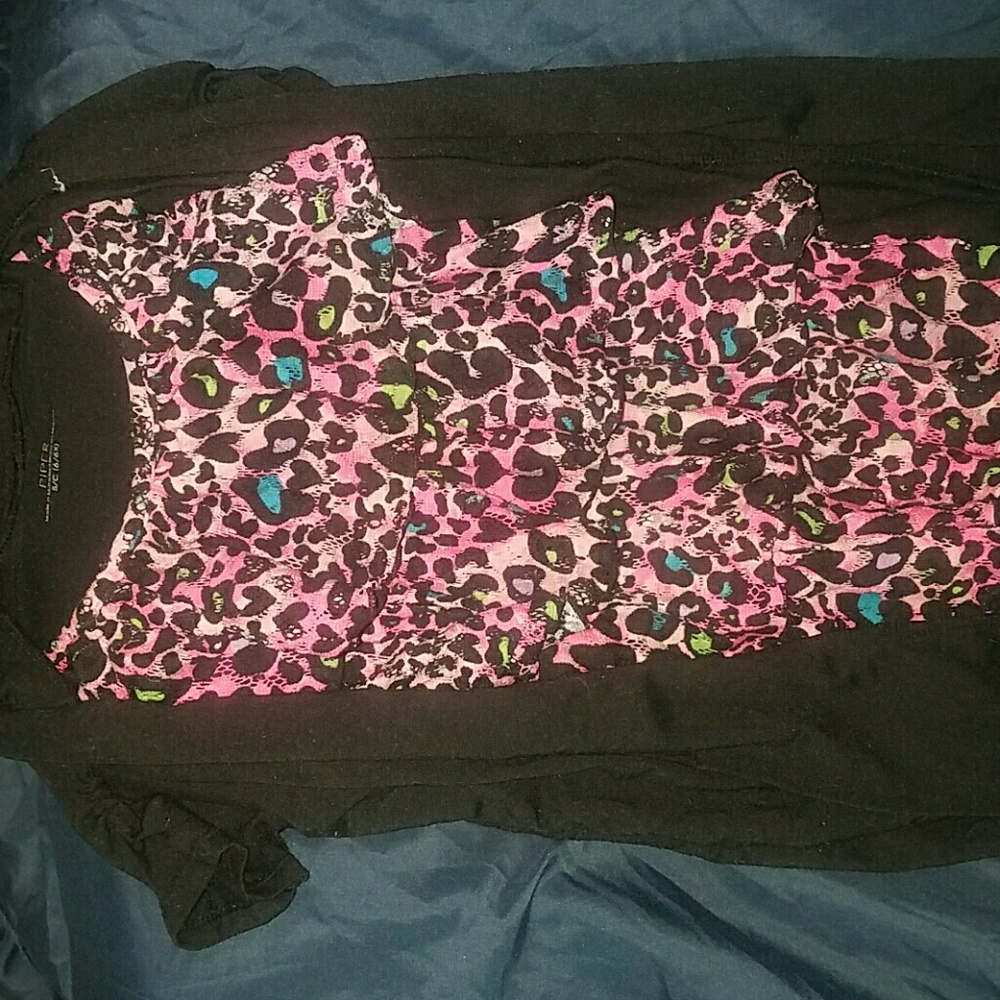Girls top - Picture 2 of 2
