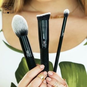 New trio Makeup brushes