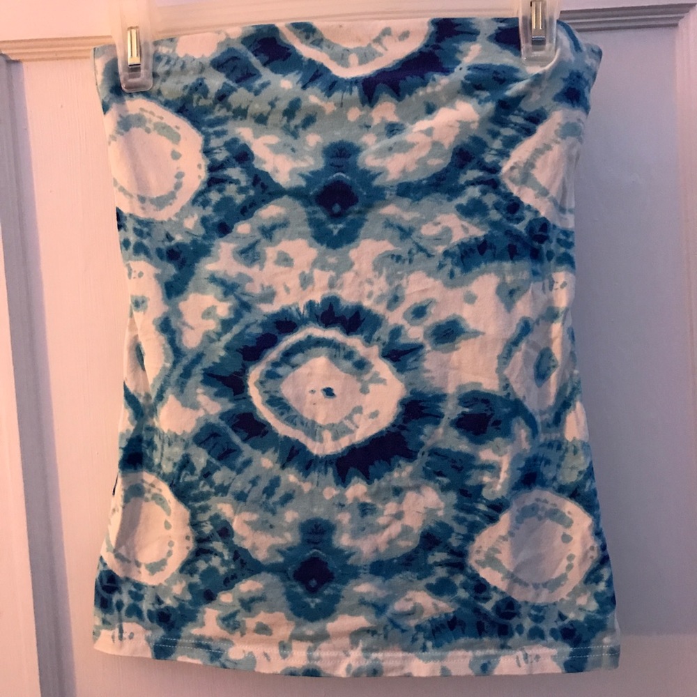 Adorable Women's Blue tie dye tube top