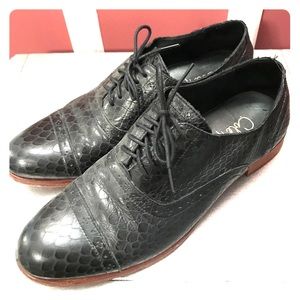 Black snake skin designed Cole Haan Shoes 7.5