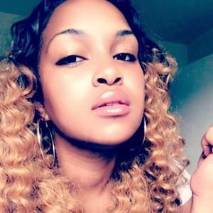 Meet your Posher, Ebonee