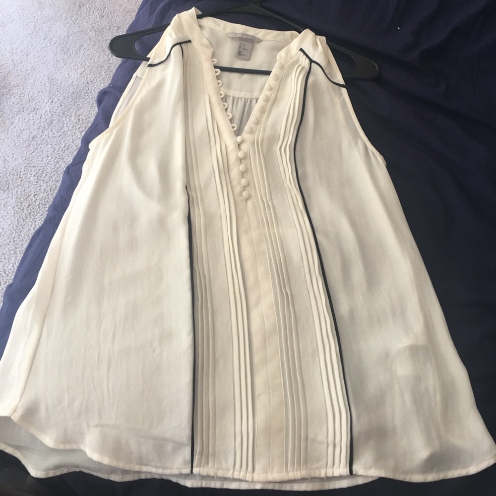 Professional looking shirt.