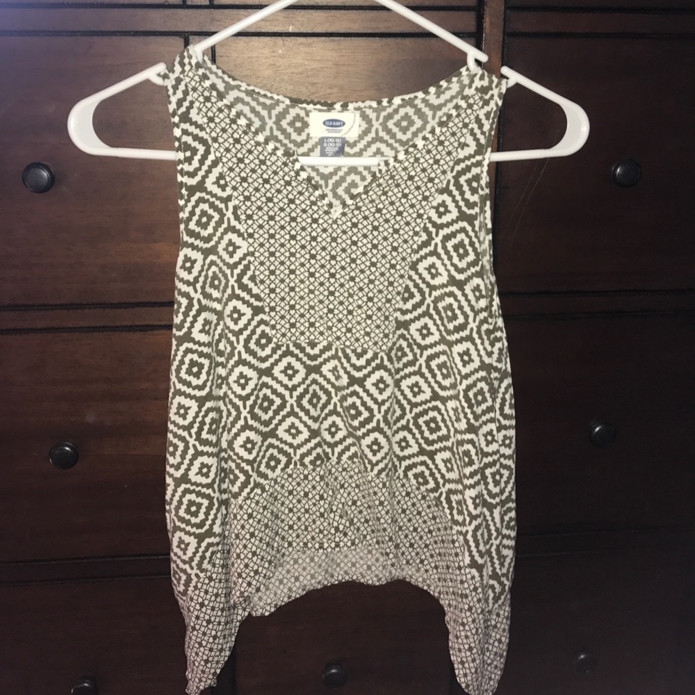 Old Navy Girls Sharkbite Shirt